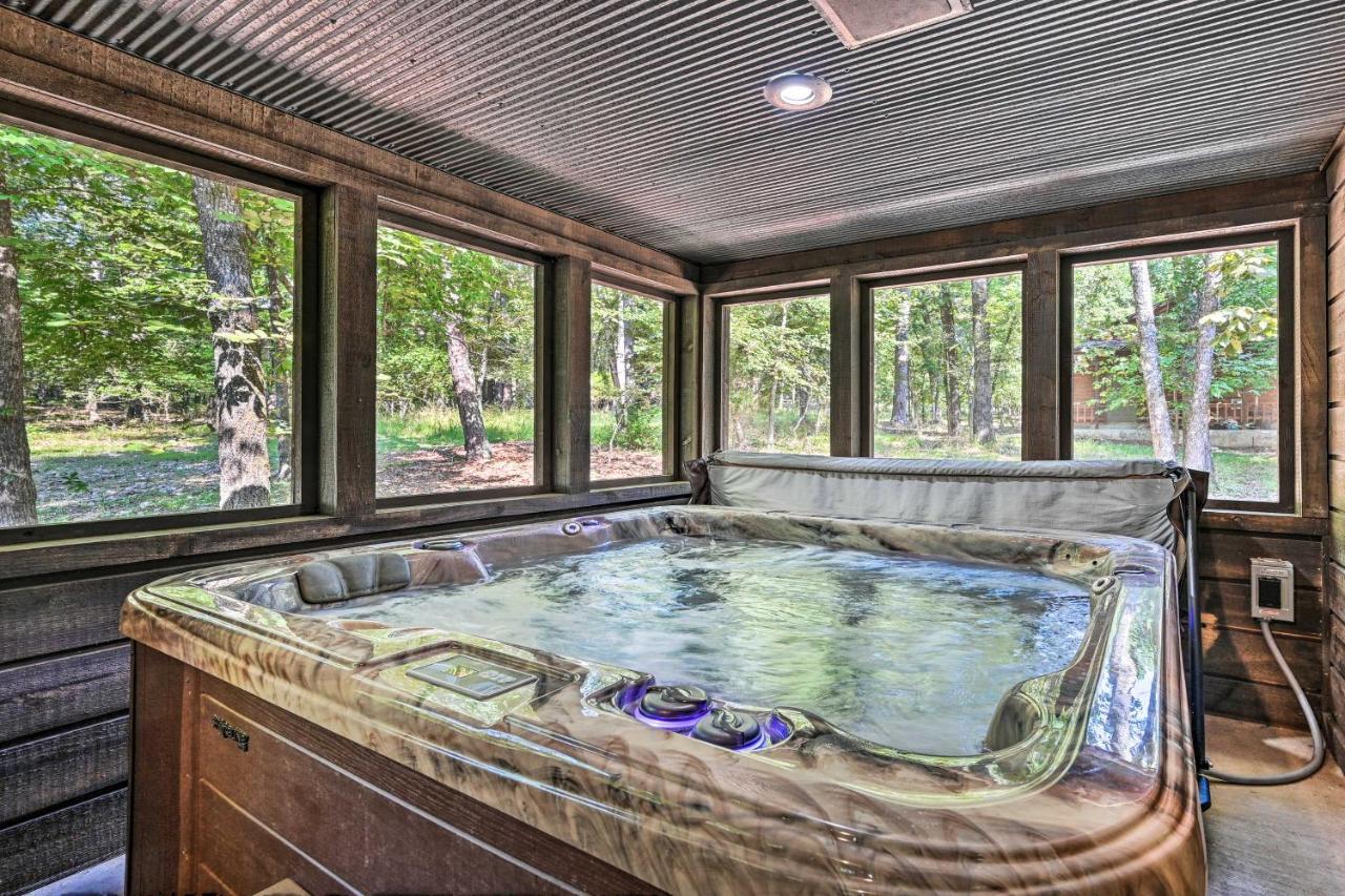 Luxe Broken Bow Cabin With Tesla Charging Station Stephens Gap Exterior foto